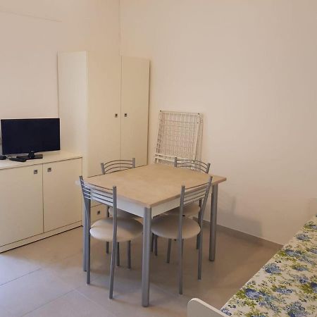 Centro Vacanze Lido Smeraldo Frigole Εξωτερικό φωτογραφία