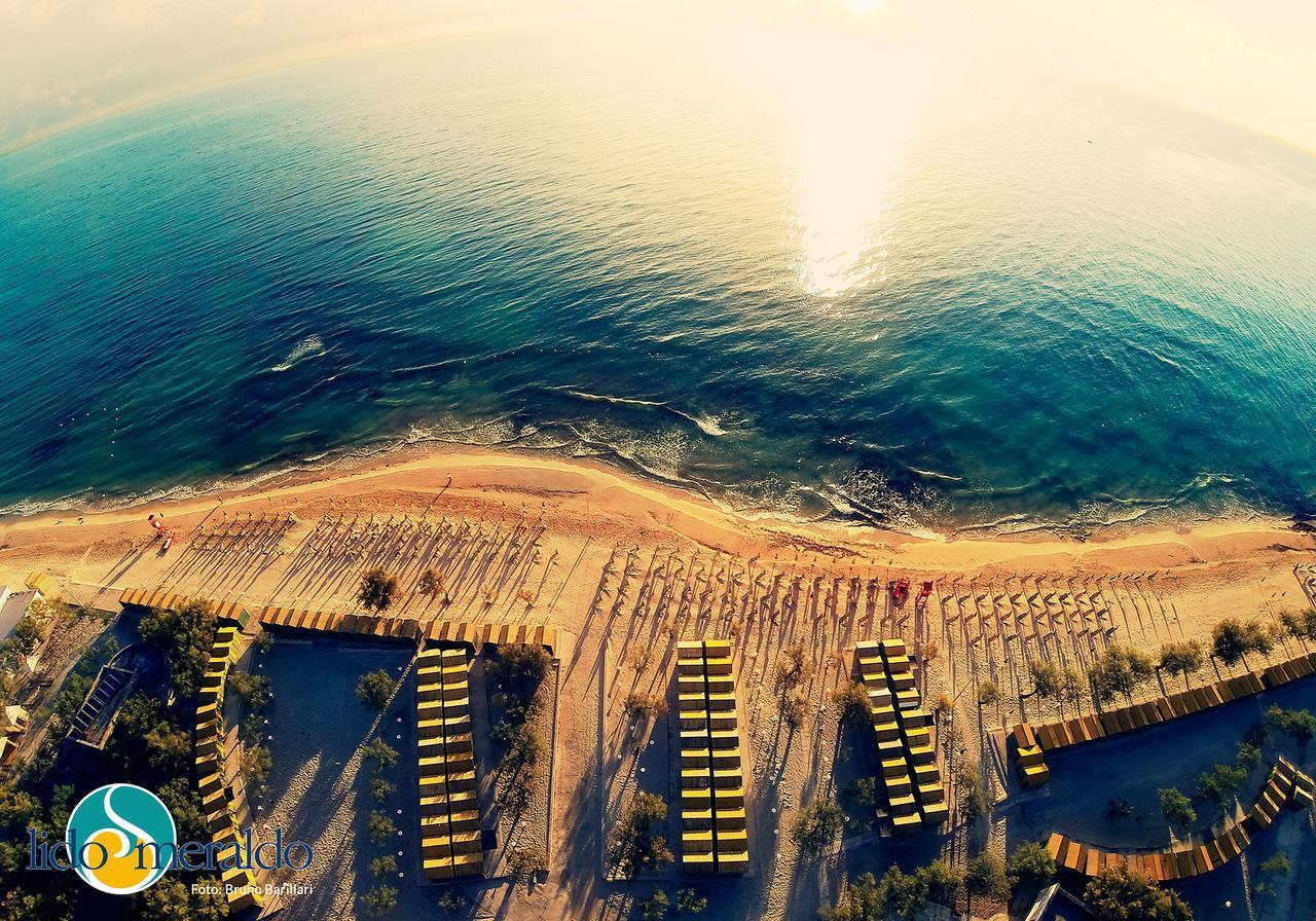 Centro Vacanze Lido Smeraldo Frigole Εξωτερικό φωτογραφία