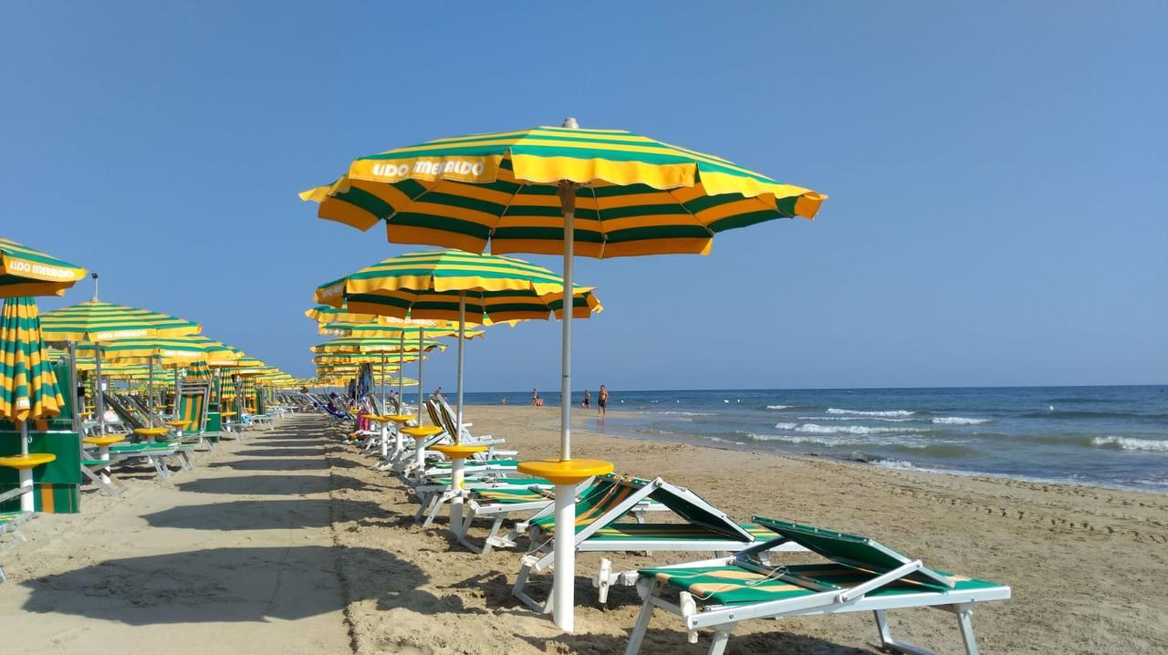 Centro Vacanze Lido Smeraldo Frigole Εξωτερικό φωτογραφία
